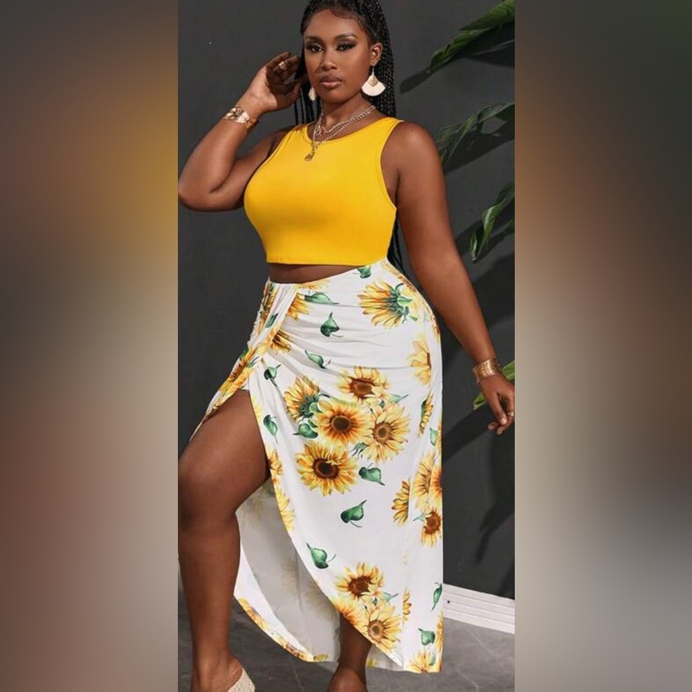 Sunflower Print White Skirt - Picture 3 of 4